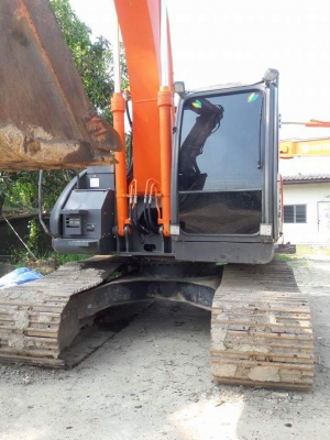 ขายจ้า..HITACHI ZX225US-3  รถสวยสภาพดี  6,XXX  ชั่วโมง  พร้อมเล่มทะเบียน  โทร 089-3818694  ดวงนภา