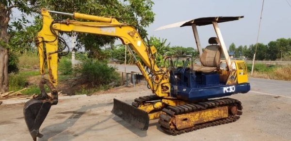 ขายด่วนรถแบคโฮKOMATSUโคมัสซูรุ่นยอดนิยมสวยๆPC30-5เครื่องโคมัสซู3D84เครื่องดีปั่มแรงสีเดิมยังไม่เก็บสีรถนอกเพิ่งนำเข้ามาใหม่ยังไม่เคยใช้งานในเมืองไทยเลย