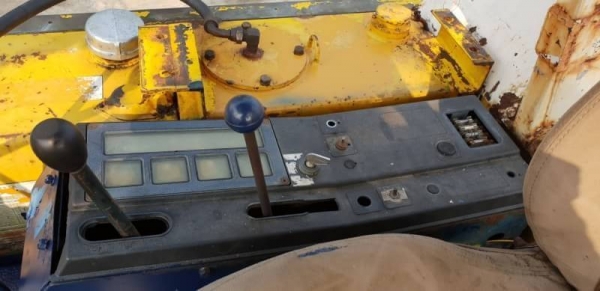 ขายด่วนรถแบคโฮKOMATSUโคมัสซูรุ่นยอดนิยมสวยๆPC30-5เครื่องโคมัสซู3D84เครื่องดีปั่มแรงสีเดิมยังไม่เก็บสีรถนอกเพิ่งนำเข้ามาใหม่ยังไม่เคยใช้งานในเมืองไทยเลย