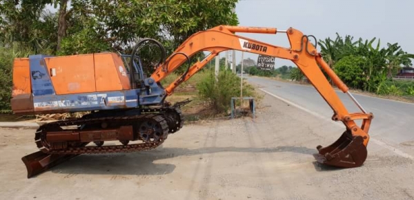 ขายด่วนรถแบคโฮKUBOTAคูโบต้าKH27เทียบเท่าPC30เครื่องคูโบต้า3สูบปั่มแรงรถนอกเพิ่งนำเข้ามาใหม่ยังไม่เคยใช้งานในเมืองไทยเลย