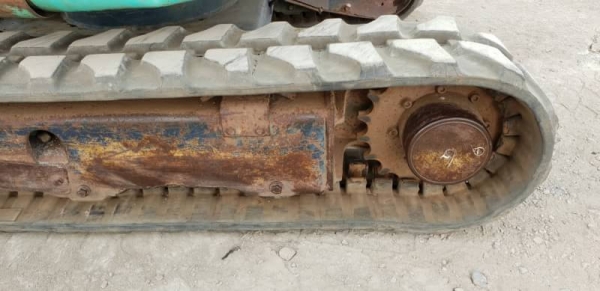 ขายด่วนรถแบคโฮHIACHIฮิตาชิรุ่นยอดนิยมสวยๆEX15เครื่องอีซูซู3KC1คอลโทลน้ำมันสั่นปั้มนิ้วเครื่องดีปั่มแรงรถนอกเพิ่งนำเข้ามาใหม่ยังไม่เคยใช้งานในเมืองไทยเลย