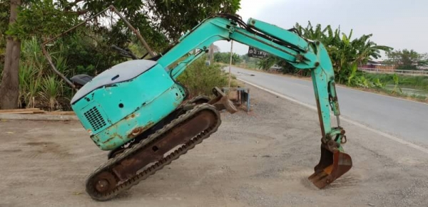 ขายด่วนรถแบคโฮHIACHIฮิตาชิรุ่นยอดนิยมสวยๆEX15เครื่องอีซูซู3KC1คอลโทลน้ำมันสั่นปั้มนิ้วเครื่องดีปั่มแรงรถนอกเพิ่งนำเข้ามาใหม่ยังไม่เคยใช้งานในเมืองไทยเลย