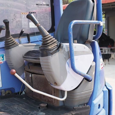 เก่าญี่ปุ่นสวยสภาพเดิมๆ 370,000 บาท KOMATSU PC30๊-3 ไม่เคยใช้งานในไทย