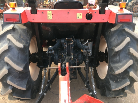 ขาย ยันม่าร์ 49 แรง พร้อมใบดัน กับ ผาน6/24 ราคา325000บ.