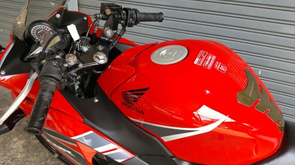 ขออนุญาตขาย HONDA CBR150I NEW สภาพพร้อมใช้งาน สภาพสวย ฟรีค่าโอน
