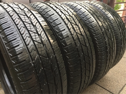 ยาง Roadstone 225 65 17 กลางปี16 ดอกเต็ม ไม่มีปะ เนื้อนิ่มๆ ใช้ยาว ราคาไม่แพง ยาง Roadstone 225 65 17 กลางปี16 ดอกเต็ม ไม่มีปะ เนื้อนิ่มๆ ใช้ยาว ราคาไม่แพง