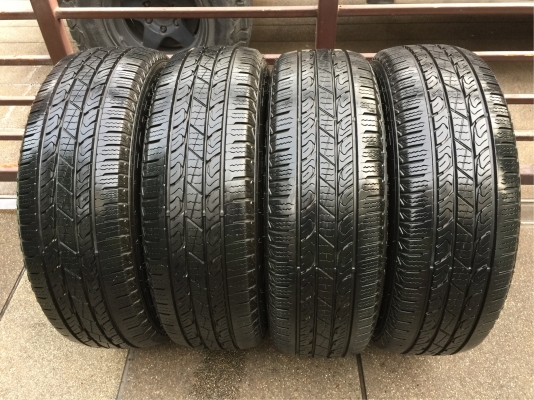 ยาง Roadstone 225 65 17 กลางปี16 ดอกเต็ม ไม่มีปะ เนื้อนิ่มๆ ใช้ยาว ราคาไม่แพง