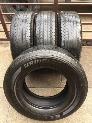 ยาง Bridgestone 235 70 16 ปี16 ดอกเต็ม ไม่มีปะ ใช้ยาว ราคาไม่แพง