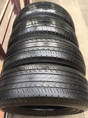ยาง Bridgestone 235 70 16 ปี16 ดอกเต็ม ไม่มีปะ ใช้ยาว ราคาไม่แพง