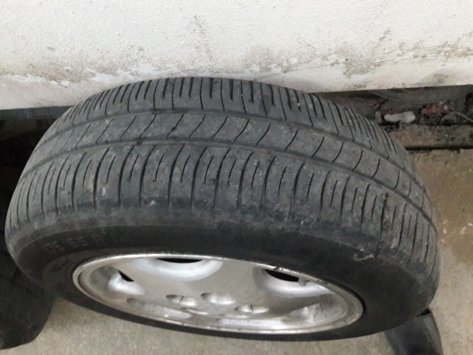 ล้อเดิมtoyota ท้ายโด้ง เอ้กซิเอ้อ ขอบ14 5รู พร้อมยาง ล้อเดิมtoyota ท้ายโด้ง เอ้กซิเอ้อ ขอบ14 5รู พร้อมยาง