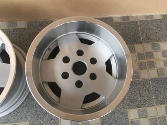 ขายแมกซ์เรโทร ลึกๆล้นๆ หนาๆ ขอบ15 กว้าง8.5 ออฟเซต -30 พร้อมใช้ ล้ออยู่บุรีรัมย์ครับ ส่งได้ทั่วไทย 0850005579