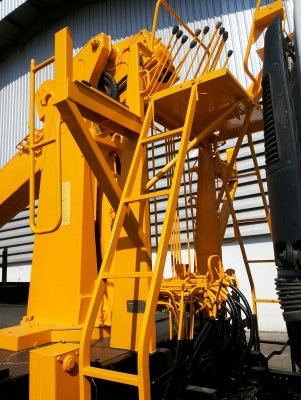 ขายรถเครนเจาะหลุมเสาไฟฟ้า