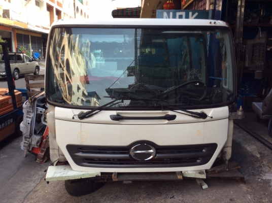 ขายหน้าปัดตัด Hino Mega หัวกว้าง