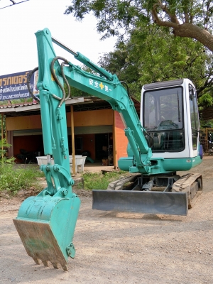 KOMATSU 30-7 ขนาดPC-30 <มีลายหัวแย๊ก>รถเก่านอกมีเอกสารอินวอย☎️ติดต่อ 085-5632278 <ราคาต่อรองได้>