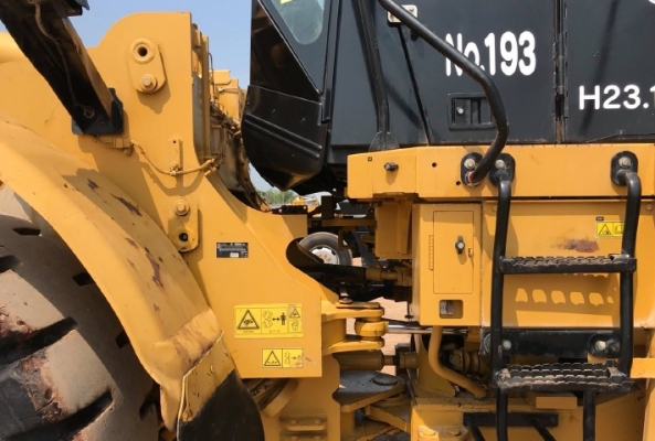 ขายรถตักล้อยาง CAT 972H ปี 2011 รถนอกนำเข้าจากญี่ปุ่น สภาพสวยพร้อมใช้งาน มีVDOการทำงานครับ ขายรถตักล้อยาง CAT 972H ปี 2011 รถนอกนำเข้าจากญี่ปุ่น สภาพสวยพร้อมใช้งาน มีVDOการทำงานครับ