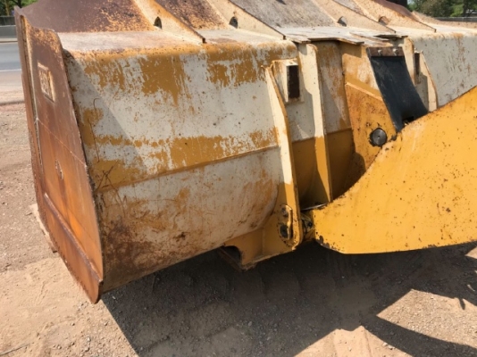 ขายรถตักล้อยาง CAT 972H ปี 2011 รถนอกนำเข้าจากญี่ปุ่น สภาพสวยพร้อมใช้งาน มีVDOการทำงานครับ ขายรถตักล้อยาง CAT 972H ปี 2011 รถนอกนำเข้าจากญี่ปุ่น สภาพสวยพร้อมใช้งาน มีVDOการทำงานครับ