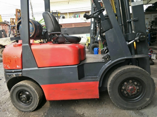 ขายถูกรถยก