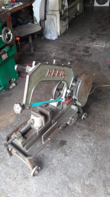 ขาย 1.5 หมื่น เครื่องเลื่อย HERO ขนาด 14 นิ้ว ใช้ไฟบ้าน รุ่นปีกใหญ่รางน้ำ ระบบไฮดรอลิคยกใช้งานปกติ มีระบบตัดอัตโนมัติ มีตัวตั้งระยะตัด มีตัวกดถ่วงน้ำหนัก สภาพสวยแน่น ราคานี้สำหรับงานดี ของแท้ มีคุณภาพ รับประกันความพร้อมใช้งาน ขายของดี เชิญชมสินค้าได้ที่ ซ