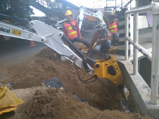 WIN BREAKER!! หัวเจาะ หัวกระแทกคอนกรีตของใหม่นำเข้า!! WIN BREAKER!! หัวเจาะ หัวกระแทกคอนกรีตของใหม่นำเข้า!!