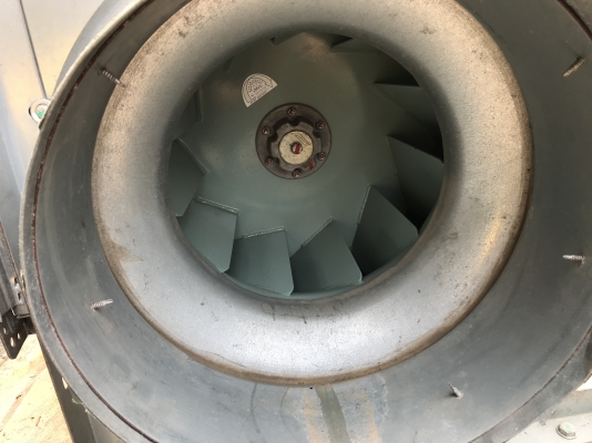 ขายพัดลมโบวเวอร์ดูด-เป่าอากาศ Kruger 3HP. 380V โครงสร้างใหญ่แข็งแรง ของใหม่เก่าเก็บ สวยมาก พร้อมใช้งาน