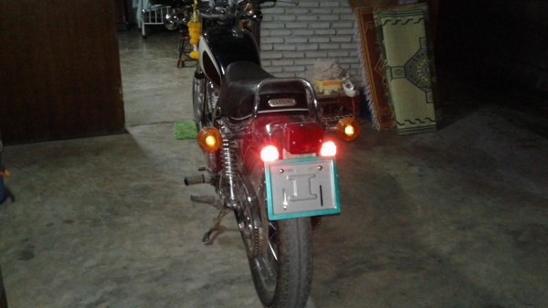 ขาย YAMAHA SR 400 สภาพดี รถสวยครับ ขาย YAMAHA SR 400 สภาพดี รถสวยครับ