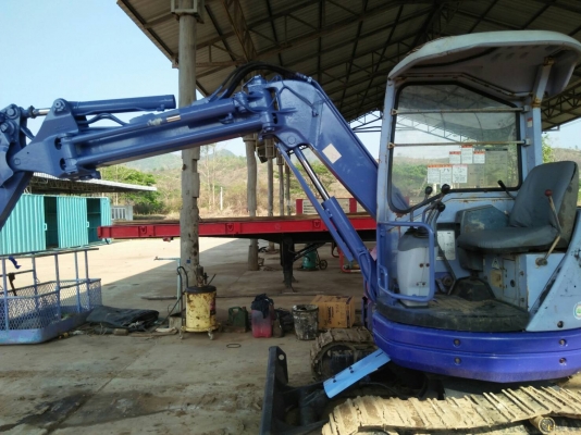 ขายรถขุด ยีห้อ KOMATSU รุ่น PC38UUM-2 สภาพพร้อมใช้งาน มีเอกสาร ใบมีด/ โซ่เหล็ก /ออฟเซ็ทบูม/เครื่อง 3 ขายรถขุด ยีห้อ KOMATSU รุ่น PC38UUM-2 สภาพพร้อมใช้งาน มีเอกสาร ใบมีด/ โซ่เหล็ก /ออฟเซ็ทบูม/เครื่อง 3