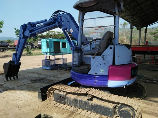 ขายรถขุด ยีห้อ KOMATSU รุ่น PC38UUM-2 สภาพพร้อมใช้งาน มีเอกสาร ใบมีด/ โซ่เหล็ก /ออฟเซ็ทบูม/เครื่อง 3