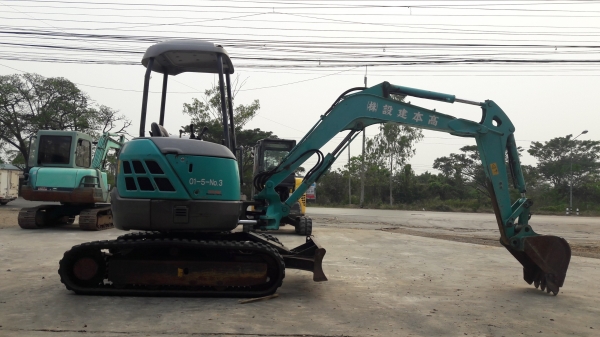 รถขุดโกเบลโก้ コベルコ Kobelco SK30SR-2 เก่าญี่ปุ่น สวย ว่องไว เครื่องปั้มสมบูรณ์