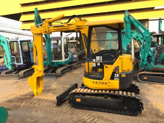ขายรถขุดเก่านอก KOMATSU PC38UU-2E ชั่วโมงใช้งานน้อย เครื่อง3สูบ คอนโทนน้ำมัน,ฟรีเช็ดระบบ,ฟรีจัดส่งทั่วไทย