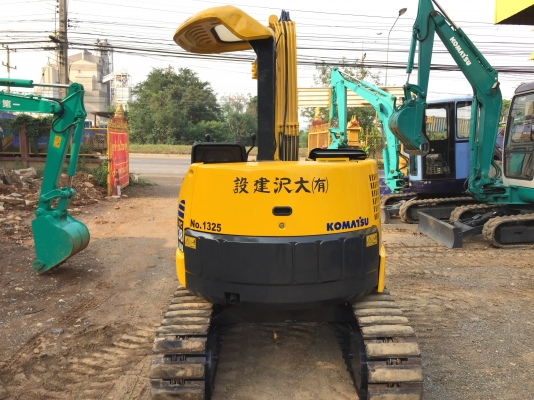 ขายรถขุดเก่านอก KOMATSU PC38UU-2E ชั่วโมงใช้งานน้อย เครื่อง3สูบ คอนโทนน้ำมัน,ฟรีเช็ดระบบ,ฟรีจัดส่งทั่วไทย