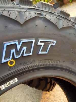 ขายยาง Mud 30&quot; ขอบ 15 ยางใหม่ปี 17 ราคาไม่แพง