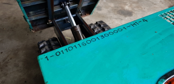 รถบรรทุกการเกษตร ยกดั้มด้วยไฮดรอลิค  สอบถามได้ต่อรองได้ขายได้ขาย แทรคใหม่