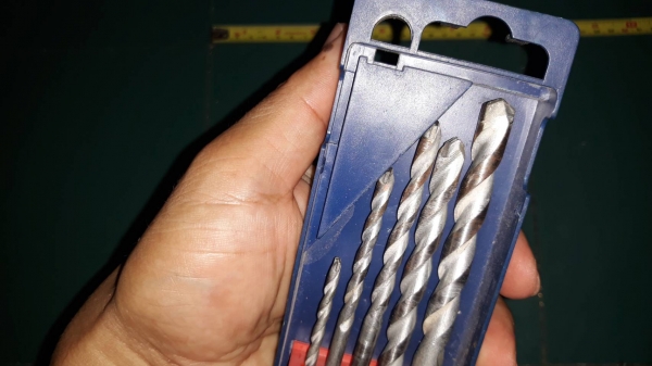 ขายดอกเจาะปูนชุด5ดอกMADE IN GERMANY. งานเก่ามือสอง