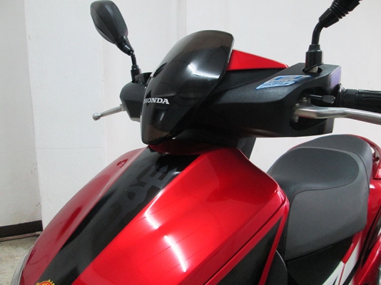 โอนฟรี ) ขาย Honda Moove ลายแมนยู ปี 2017 ไมล์แท้ 3073 กม แฟนๆ เรดอาร์มี่ ไม่ควรพลาด