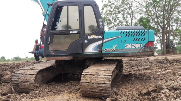 Kobelco sk200mark3 เก่านอก