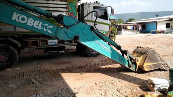 KOBELCO SK045-2
