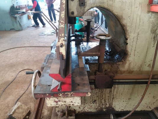 ขายแท่นพับเหล็ก ใช้งานได้ปกติ สนใจติดต่อ ปิ่น0819176906