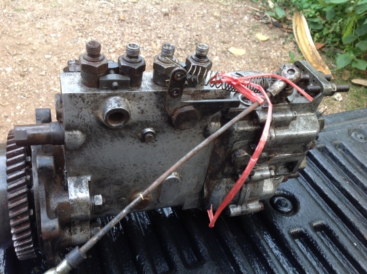 ปั้มดีเซล รถบรรทุก ISUZU พร้อมส่ง