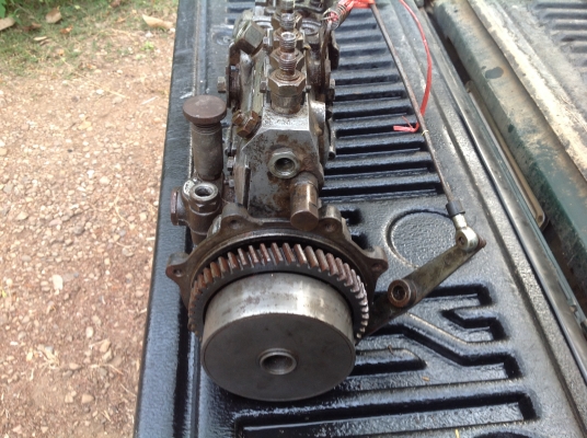 ปั้มดีเซล รถบรรทุก ISUZU พร้อมส่ง