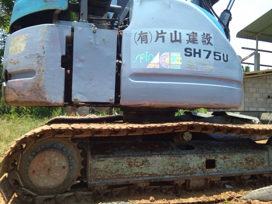 รถแมคโค sh75 บุ้งกี้ใหญ่  เทียบเท่าแมคโค120.    ราคาไม่แพง  อะไหล่มีทั่วไป.   โทรมาคุยได้คะ  ลายมาก็ได้