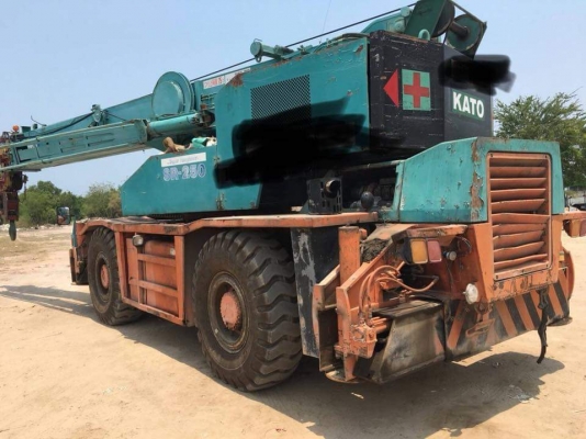 ขายรถเครน kato 25 ตัน ขายรถเครน kato 25 ตัน