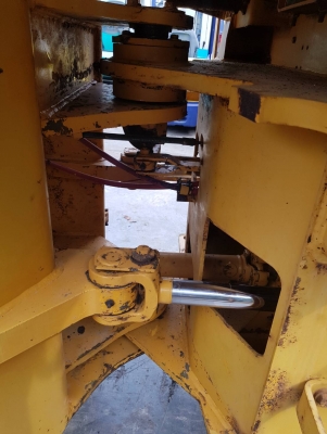 รถตักKOMATSU 510 เครื่องยนต์KOMATSU 4D105 เก่าญี่ปุ่นแท้ไม่เคยใช้งานในไทย ชั่วโมงการใช้งานเพียง1800ชม. บุ้งกี่ บูชสลักเดิมๆ เป็นอีกคันที่สวย แต้มคิวซีแดง ยังอยู่ ฝาน้ำมันแต้มแดงเช่นกัน สนใจติดต่อโทร081-8416818, 083-4355829 #KPGTRACTOR ติดต่อสอ รถตักKOMATSU 510 เครื่องยนต์KOMATSU 4D105 เก่าญี่ปุ่นแท้ไม่เคยใช้งานในไทย ชั่วโมงการใช้งานเพียง1800ชม. บุ้งกี่ บูชสลักเดิมๆ เป็นอีกคันที่สวย แต้มคิวซีแดง ยังอยู่ ฝาน้ำมันแต้มแดงเช่นกัน สนใจติดต่อโทร081-8416818, 083-4355829 #KPGTRACTOR ติดต่อสอ