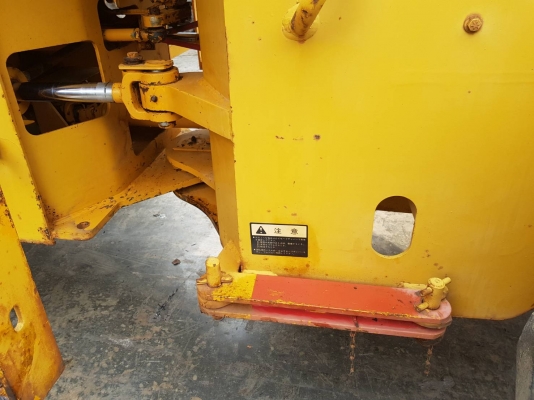 รถตักKOMATSU 510 เครื่องยนต์KOMATSU 4D105 เก่าญี่ปุ่นแท้ไม่เคยใช้งานในไทย ชั่วโมงการใช้งานเพียง1800ชม. บุ้งกี่ บูชสลักเดิมๆ เป็นอีกคันที่สวย แต้มคิวซีแดง ยังอยู่ ฝาน้ำมันแต้มแดงเช่นกัน สนใจติดต่อโทร081-8416818, 083-4355829 #KPGTRACTOR ติดต่อสอ รถตักKOMATSU 510 เครื่องยนต์KOMATSU 4D105 เก่าญี่ปุ่นแท้ไม่เคยใช้งานในไทย ชั่วโมงการใช้งานเพียง1800ชม. บุ้งกี่ บูชสลักเดิมๆ เป็นอีกคันที่สวย แต้มคิวซีแดง ยังอยู่ ฝาน้ำมันแต้มแดงเช่นกัน สนใจติดต่อโทร081-8416818, 083-4355829 #KPGTRACTOR ติดต่อสอ