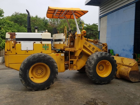 รถตักKOMATSU 510 เครื่องยนต์KOMATSU 4D105 เก่าญี่ปุ่นแท้ไม่เคยใช้งานในไทย ชั่วโมงการใช้งานเพียง1800ชม. บุ้งกี่ บูชสลักเดิมๆ  เป็นอีกคันที่สวย แต้มคิวซีแดง ยังอยู่ ฝาน้ำมันแต้มแดงเช่นกัน  สนใจติดต่อโทร081-8416818, 083-4355829 #KPGTRACTOR ติดต่อสอ