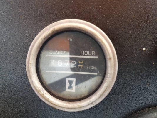 รถตักKOMATSU 510 เครื่องยนต์KOMATSU 4D105 เก่าญี่ปุ่นแท้ไม่เคยใช้งานในไทย ชั่วโมงการใช้งานเพียง1800ชม. บุ้งกี่ บูชสลักเดิมๆ เป็นอีกคันที่สวย แต้มคิวซีแดง ยังอยู่ ฝาน้ำมันแต้มแดงเช่นกัน สนใจติดต่อโทร081-8416818, 083-4355829 #KPGTRACTOR ติดต่อสอ รถตักKOMATSU 510 เครื่องยนต์KOMATSU 4D105 เก่าญี่ปุ่นแท้ไม่เคยใช้งานในไทย ชั่วโมงการใช้งานเพียง1800ชม. บุ้งกี่ บูชสลักเดิมๆ เป็นอีกคันที่สวย แต้มคิวซีแดง ยังอยู่ ฝาน้ำมันแต้มแดงเช่นกัน สนใจติดต่อโทร081-8416818, 083-4355829 #KPGTRACTOR ติดต่อสอ