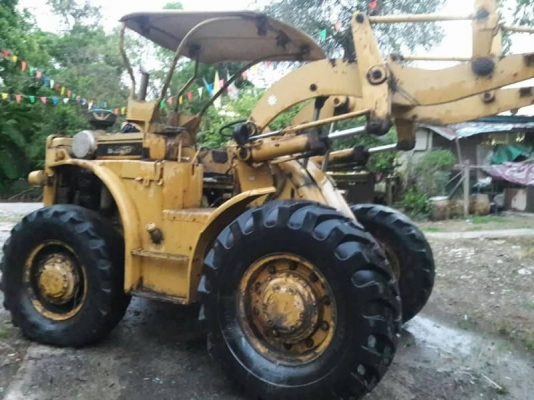 CAT 922B