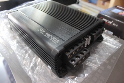 ขายครับพาเวอร์กลางตัวแรง Acustika AKH4800 DS ขับ 8 นิ้ว 8 ครับ