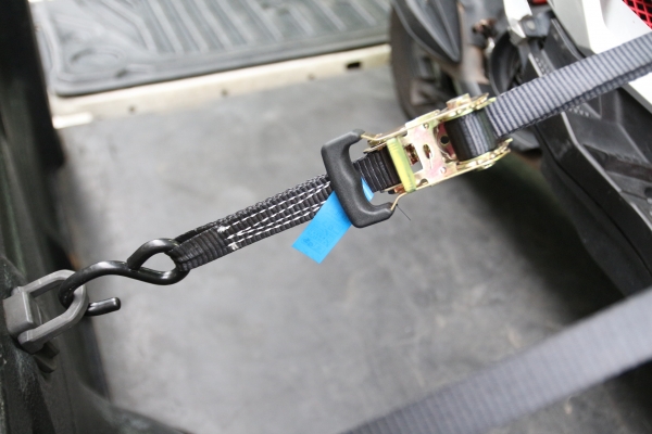 บันไดอลูมิเนียมสำหรับนำมอเตอร์ไซค์ขึ้นรถกระบะเพื่อขนย้าย2,500บ.