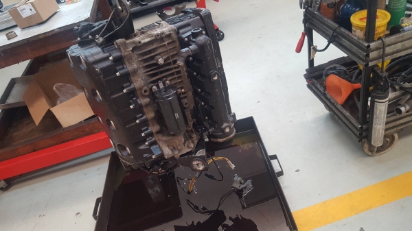 จัดไปอีก 1 ลำ...คร้าา  น้ำมันเครื่องดันออก ลูกค้าไม่ทราบสาเหตุ..ลากเข้ามาหาเราสิต่ะ เจอสาเหตุแน่นอนคร้าา