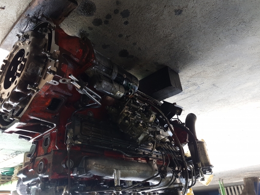 ขายเครื่องยนต์hino eh700